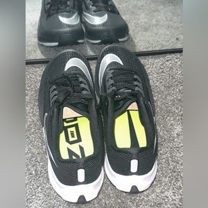 Men’s size 9 Nike